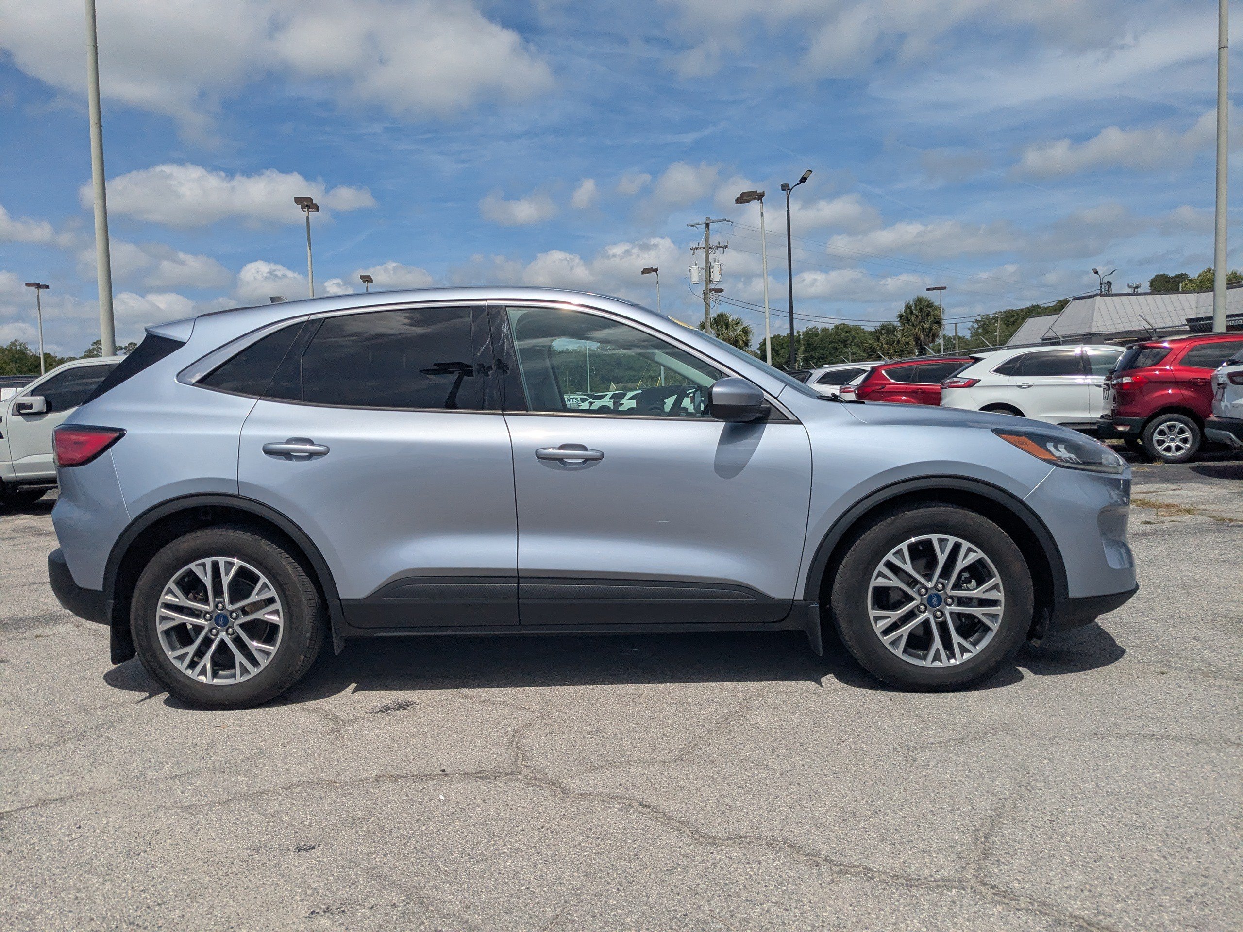 Certified 2022 Ford Escape SEL w/ Technology Package FWD image 3