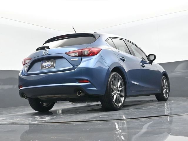 Used 2018 MAZDA MAZDA3 Touring image 23