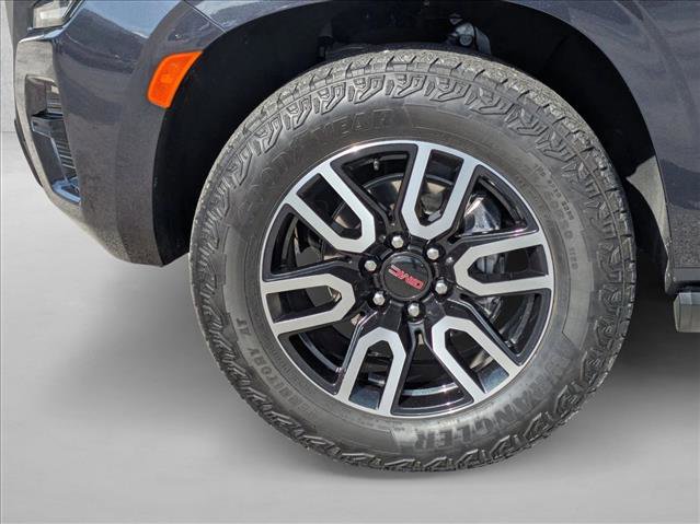 Used 2024 GMC Yukon AT4 w/ AT4 Premium Package image 22