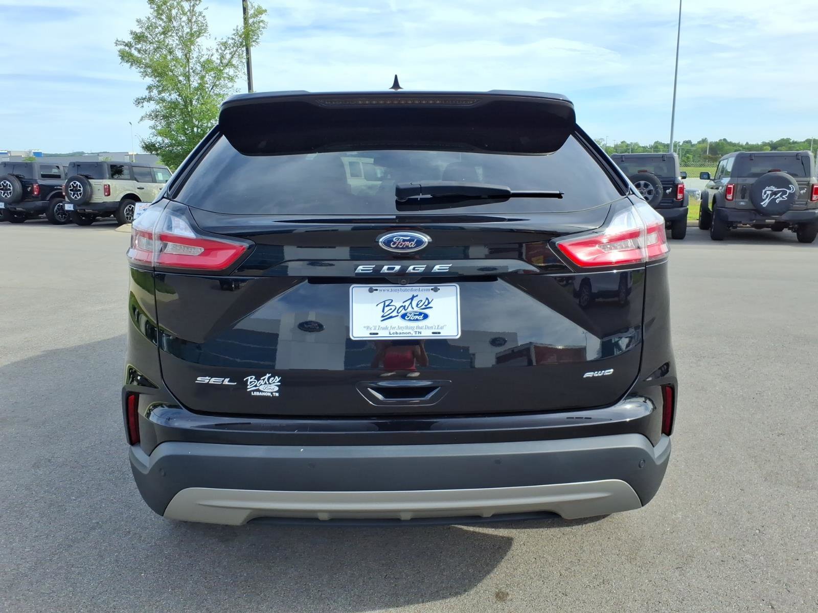 Certified 2024 Ford Edge SEL w/ Convenience Package AWD/4WD image 4