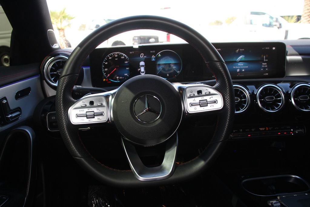 Used 2023 Mercedes-Benz CLA 250 image 16