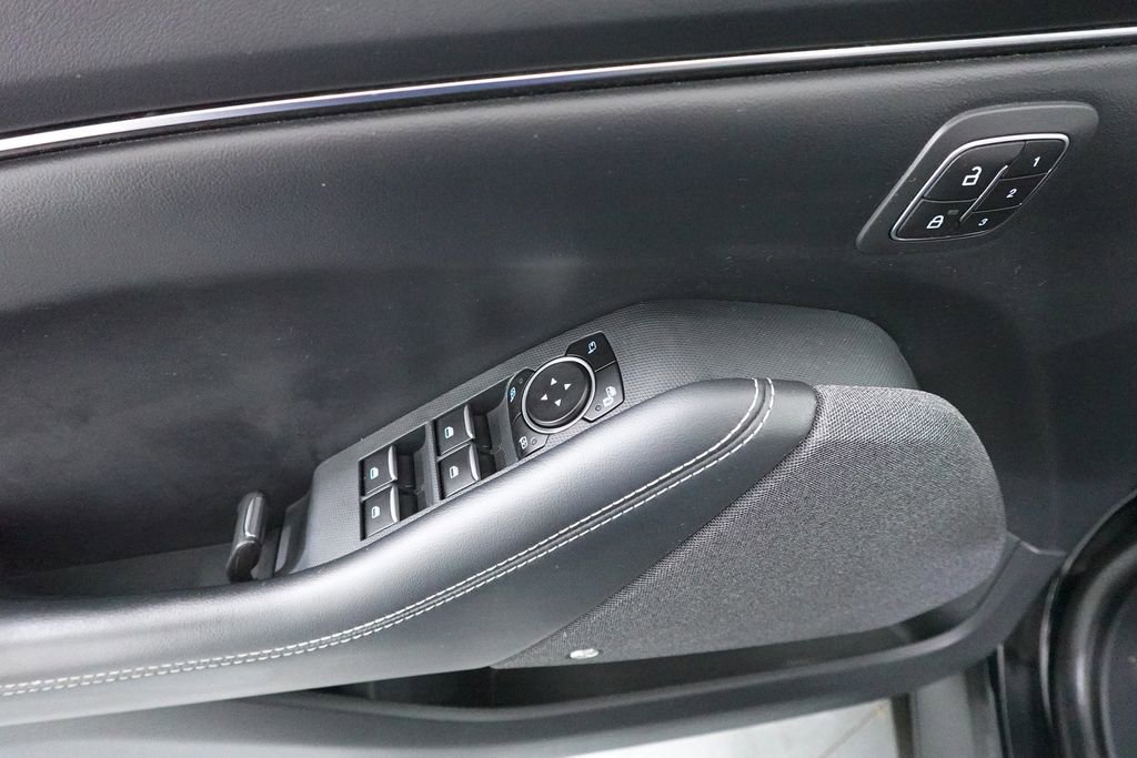 Certified 2023 Ford Mustang Mach-E Premium image 9