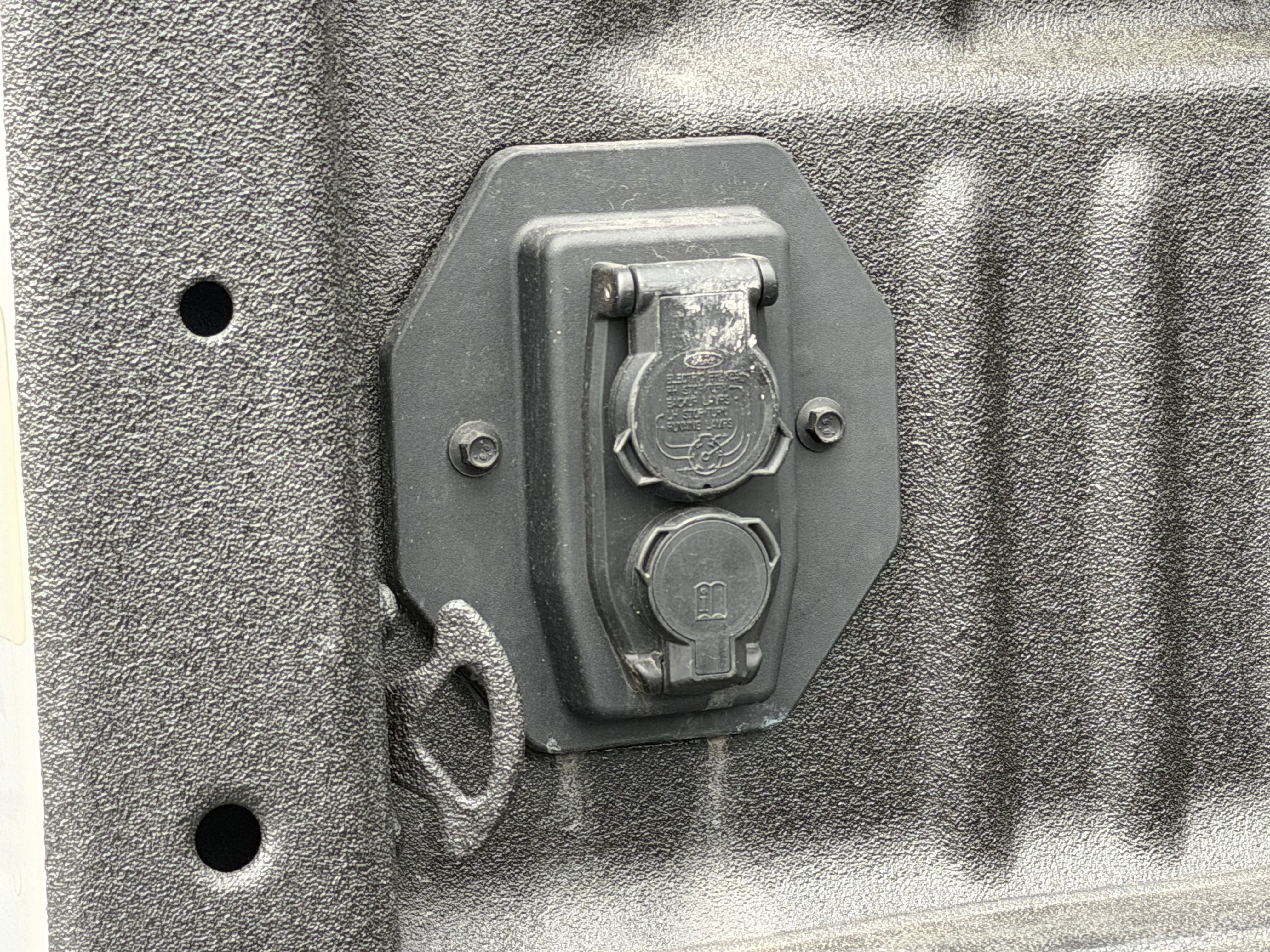 Certified 2024 Ford F250 Limited w/ FX4 Off-Road Package image 12