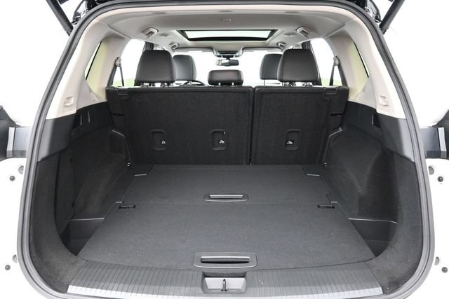 Used 2025 Nissan Rogue Platinum w/ Platinum Premium Package FWD image 30