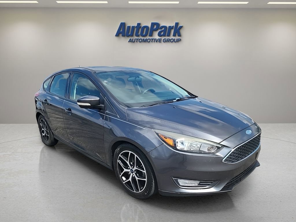 Certified 2018 Ford Focus SEL FWD image 1