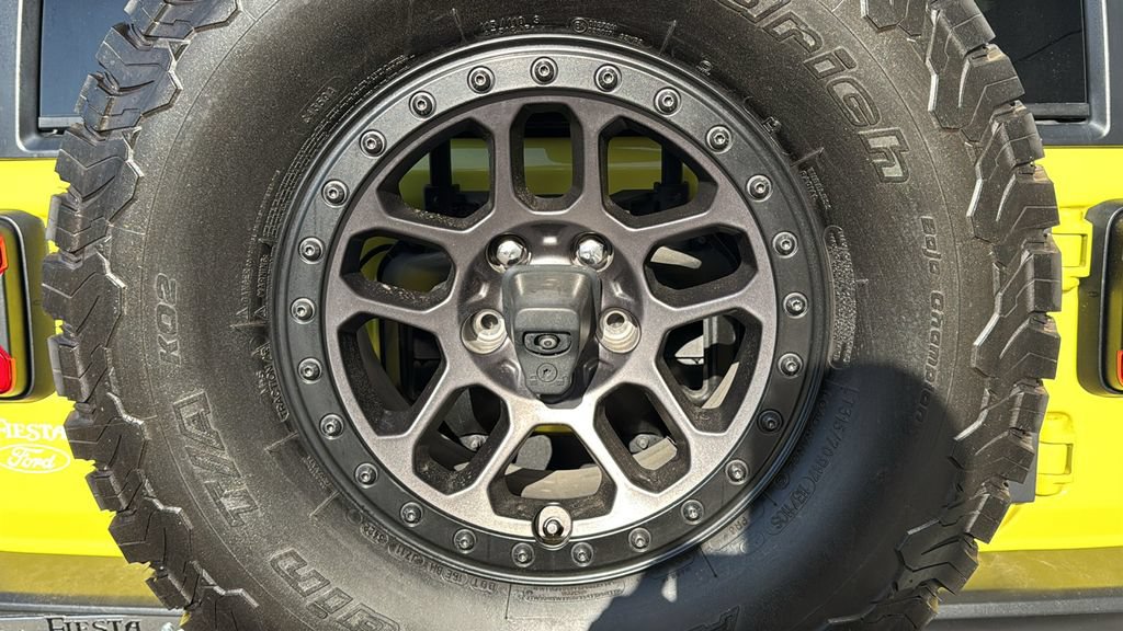 Used 2023 Jeep Wrangler Unlimited Rubicon w/ Xtreme 35 Tire Package AWD/4WD image 10