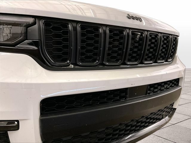 Used 2023 Jeep Grand Cherokee L Limited w/ Luxury Tech Group II AWD/4WD image 30