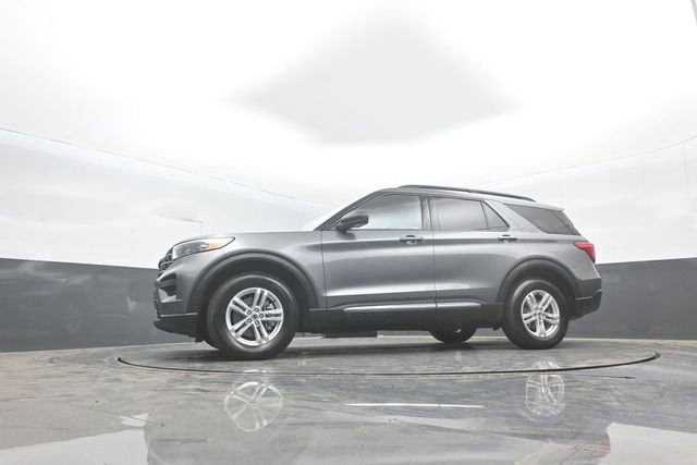 Certified 2022 Ford Explorer XLT w/ Class IV Trailer Tow Package AWD/4WD image 25