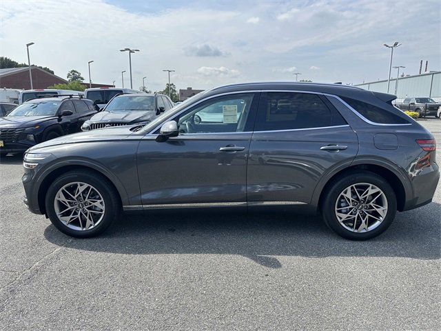 Used 2022 Genesis GV70 2.5T w/ Select Package image 2