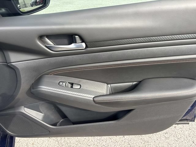 Used 2022 Nissan Altima 2.5 SR FWD image 21