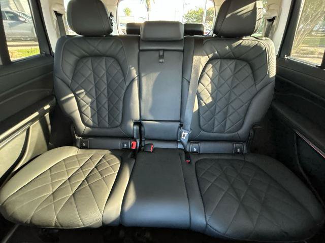 Used 2025 BMW X7 xDrive40i AWD/4WD image 26