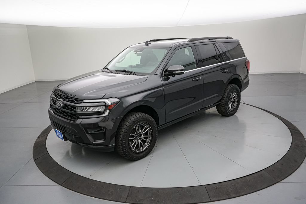 Certified 2024 Ford Expedition Limited AWD/4WD image 8