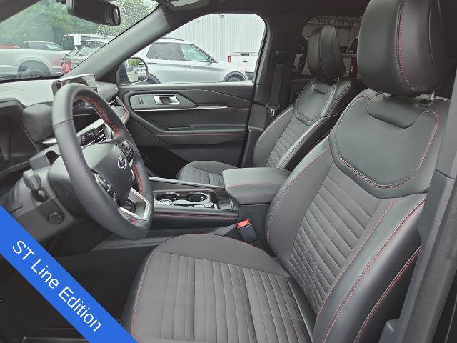 Certified 2025 Ford Explorer ST-Line w/ Premium Package AWD/4WD image 34