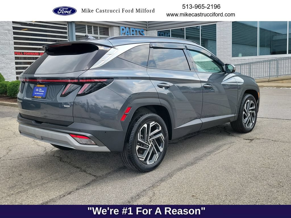 Used 2025 Hyundai Tucson Limited AWD/4WD image 5