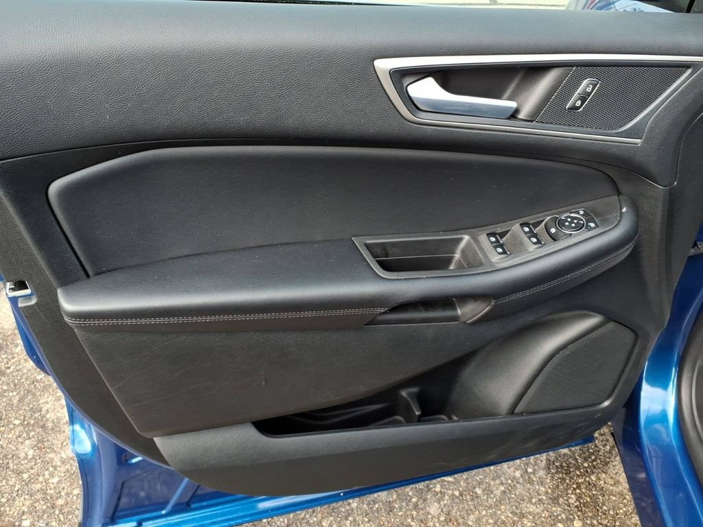Certified 2024 Ford Edge SEL w/ Convenience Package AWD/4WD image 12