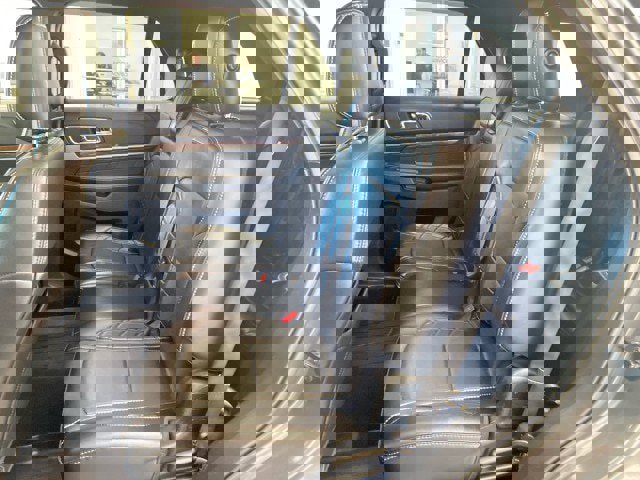 Certified 2019 Ford Explorer Platinum image 11