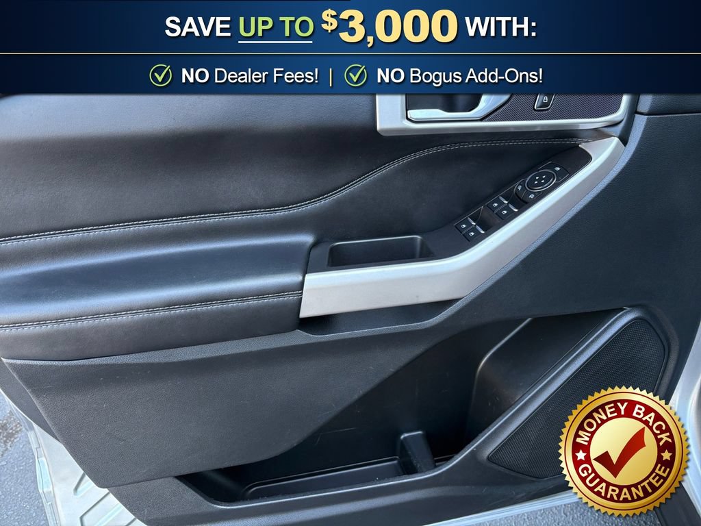 Certified 2023 Ford Explorer XLT RWD image 16