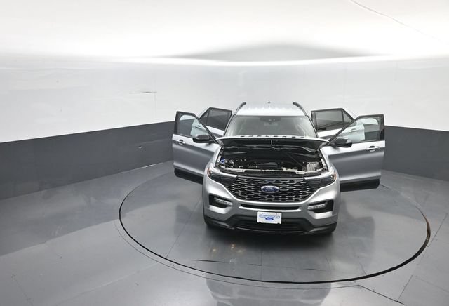 Certified 2023 Ford Explorer ST-Line w/ Class IV Trailer Tow Package RWD image 27
