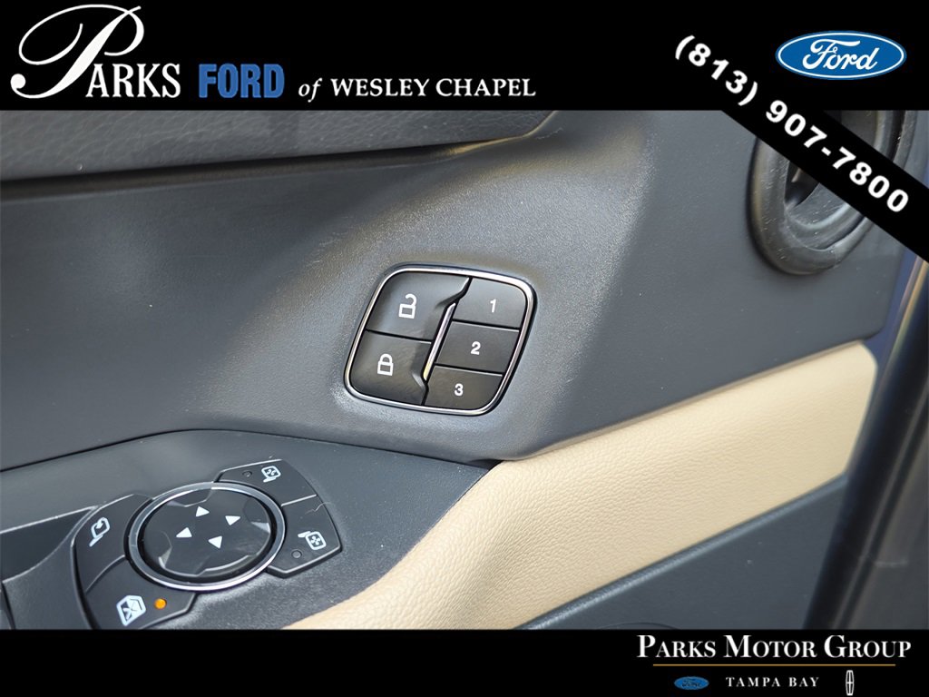 Certified 2023 Ford Expedition Limited image 21