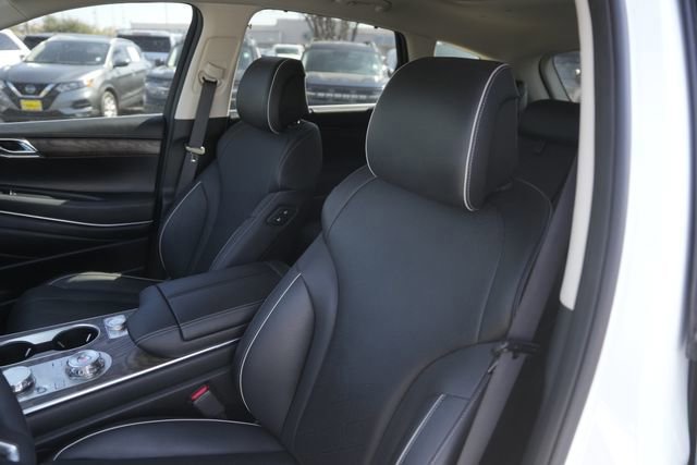 Used 2025 Genesis GV80 2.5T Prestige image 10