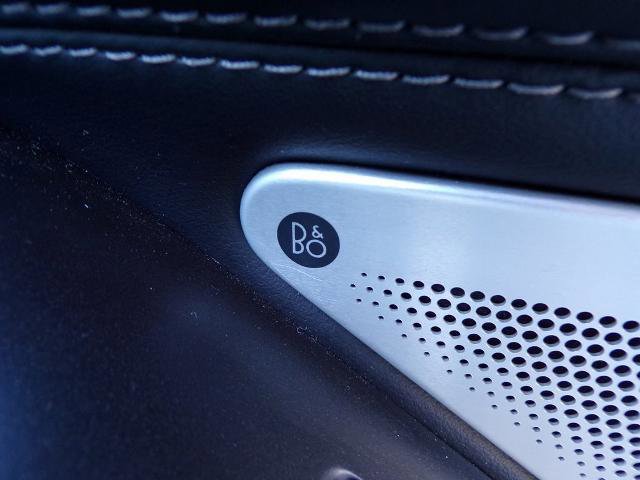 Certified 2023 Ford Explorer Limited w/ Limited Technology Package image 17