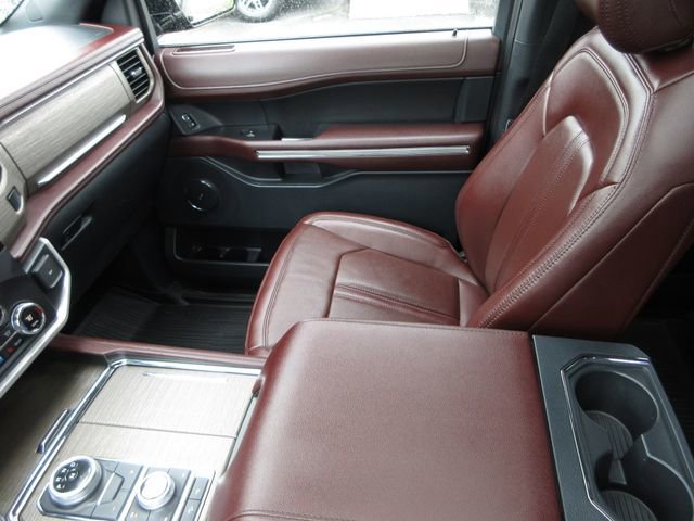 Certified 2022 Ford Expedition Limited image 24