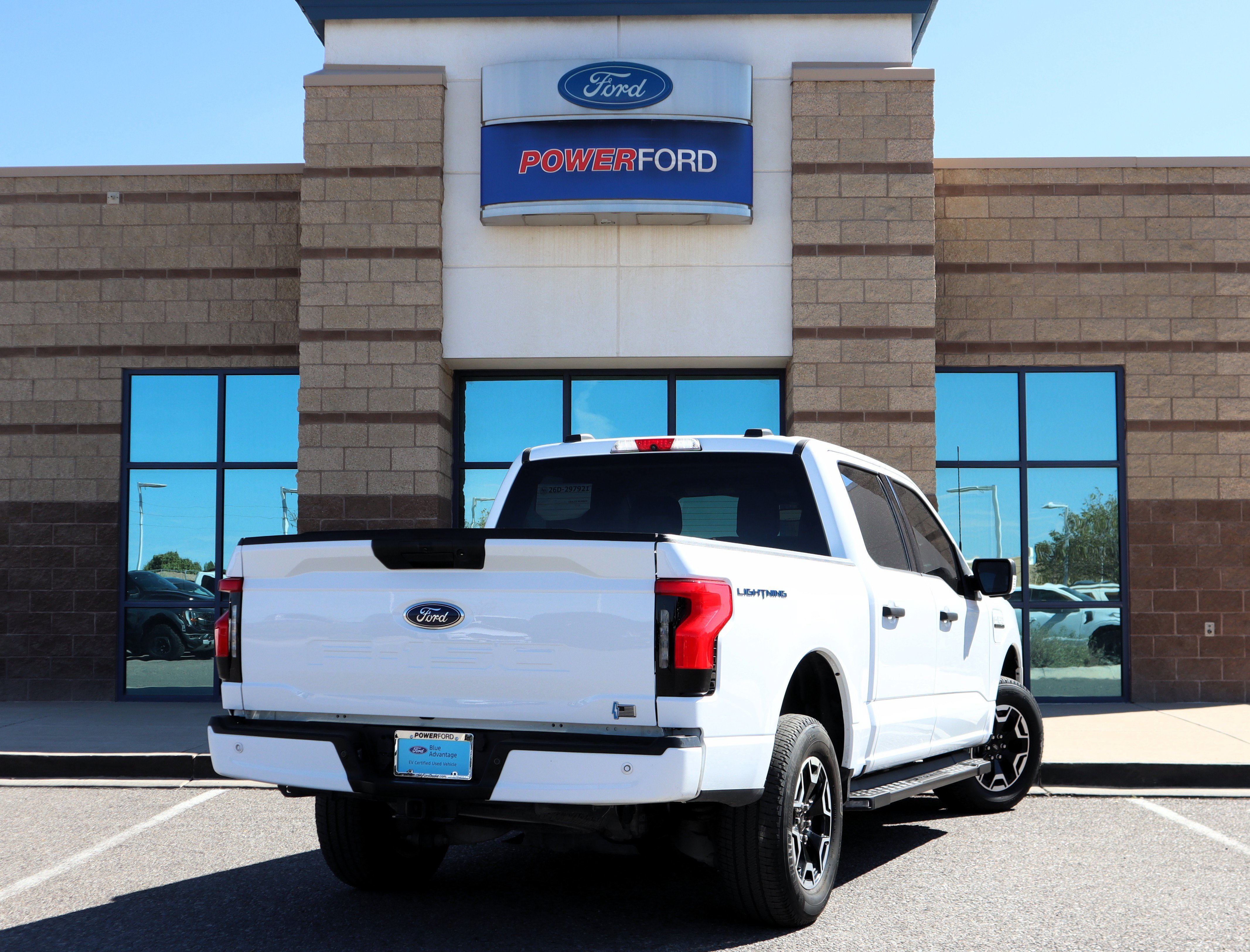 Certified 2023 Ford F150 Lightning XLT AWD/4WD image 6