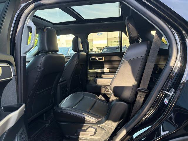 Certified 2023 Ford Explorer XLT w/ Equipment Group 202A AWD/4WD image 28