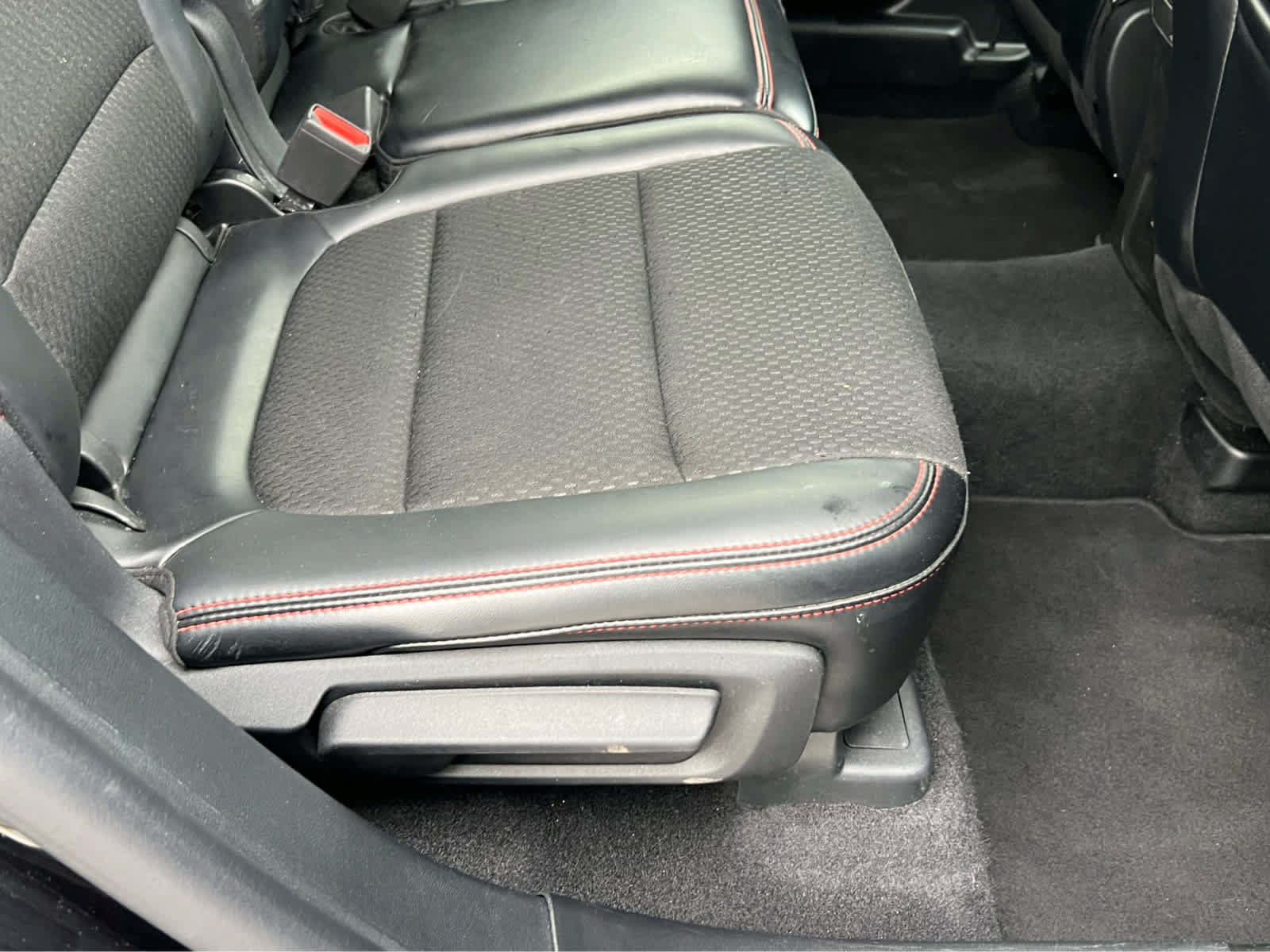 Certified 2025 Ford Escape ST-Line Select AWD/4WD image 21