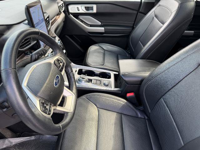 Certified 2023 Ford Explorer Limited w/ Limited Technology Package AWD/4WD image 10