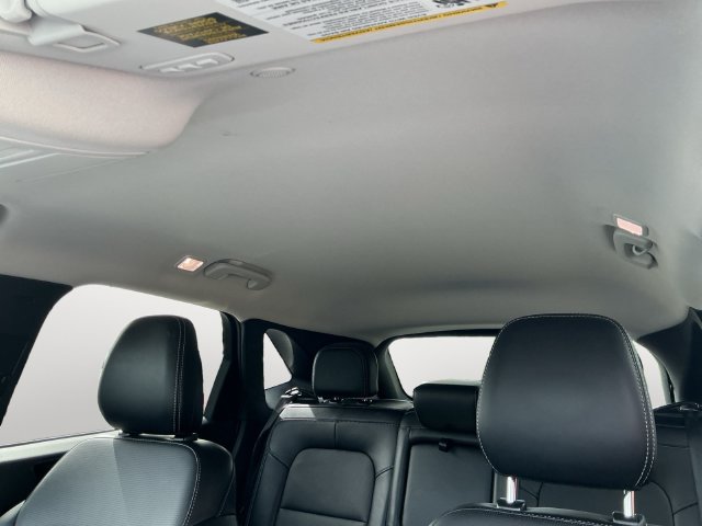 Certified 2025 Ford Escape Platinum AWD/4WD image 12