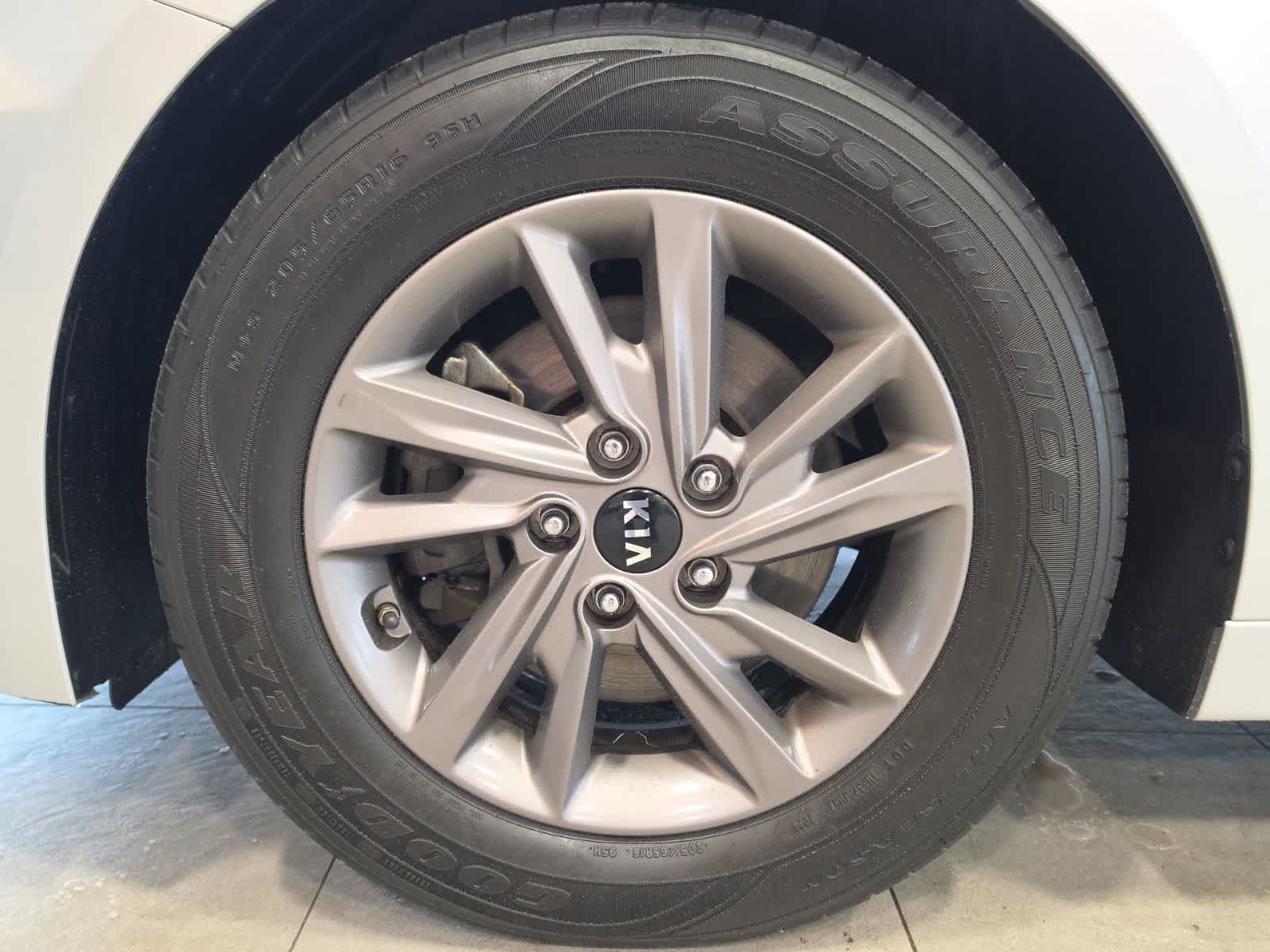 Used 2020 Kia Optima LX FWD image 14