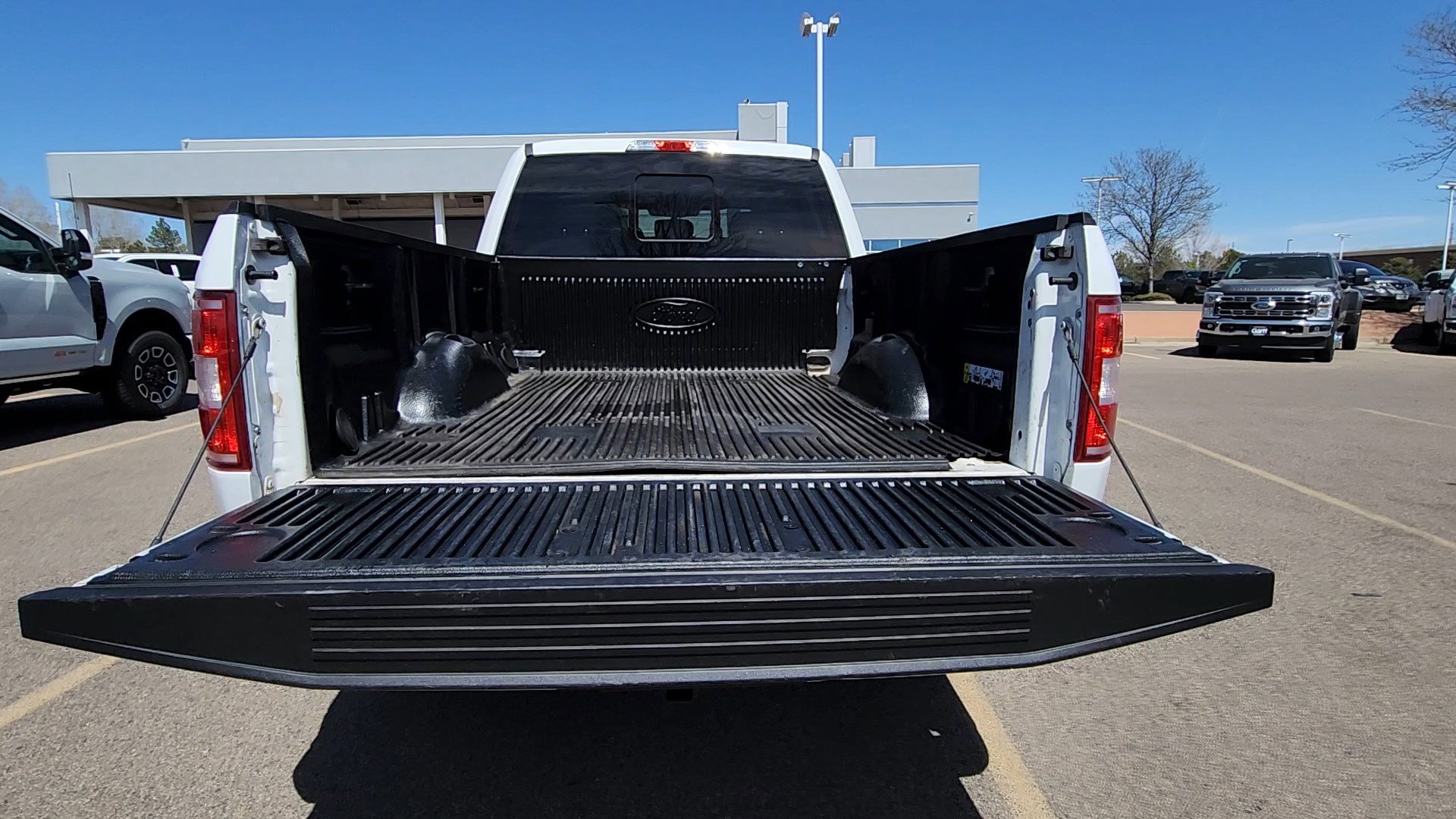 Certified 2019 Ford F150 XLT w/ Equipment Group 302A Luxury AWD/4WD image 40