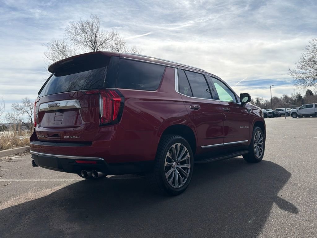 Used 2021 GMC Yukon Denali w/ Advanced Technology Package image 5