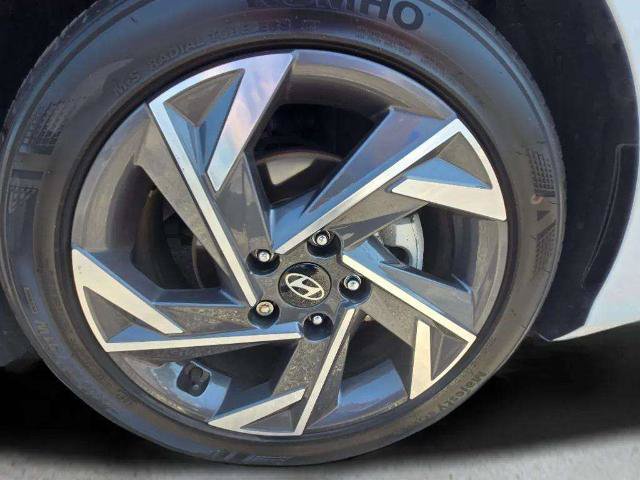 Used 2024 Hyundai Elantra SEL w/ Convenience Package FWD image 31
