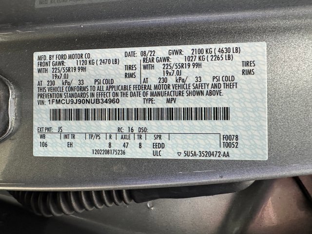 Certified 2022 Ford Escape Titanium w/ Class II Trailer Tow Package image 31