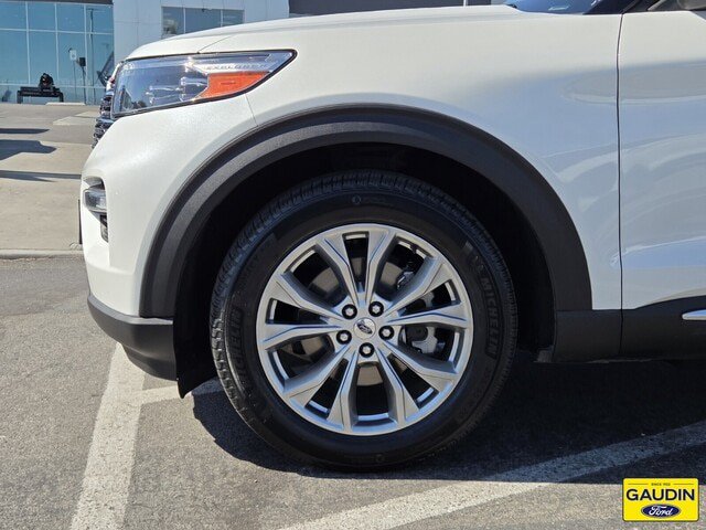 Certified 2020 Ford Explorer XLT w/ Equipment Group 202A RWD image 10