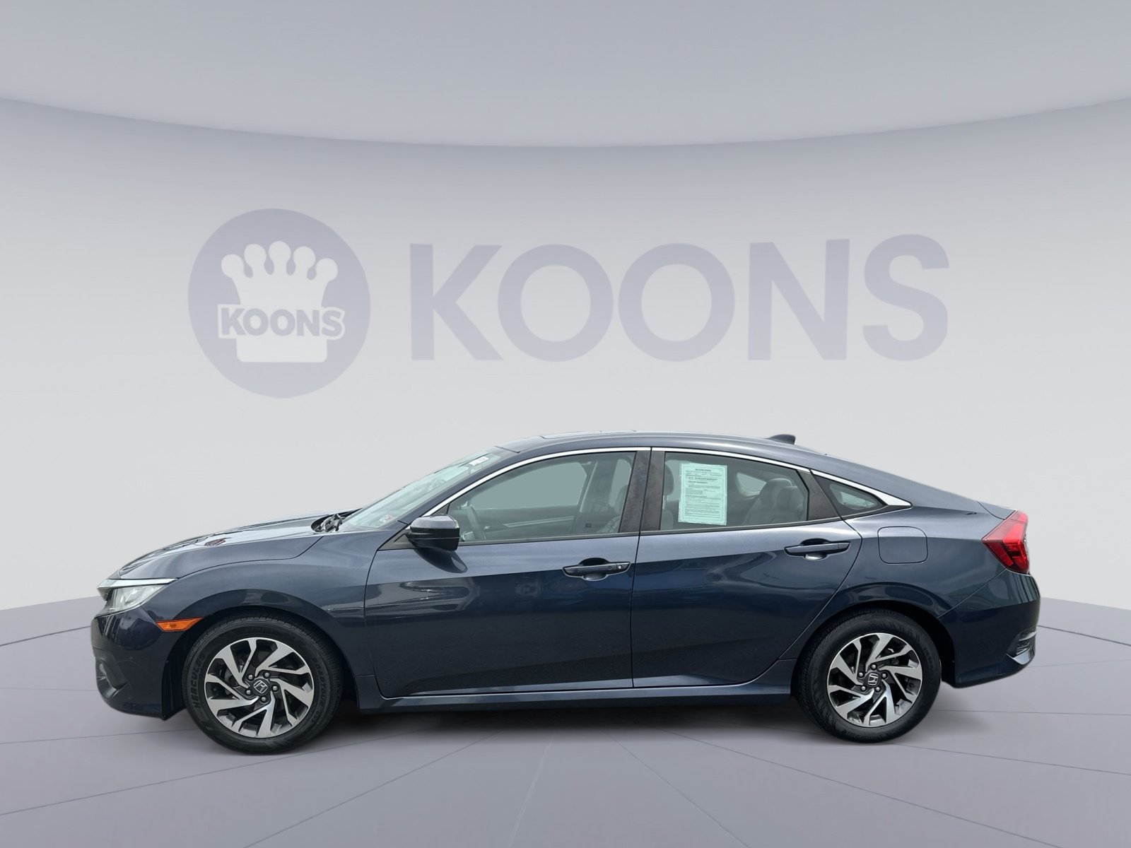 Used 2018 Honda Civic EX image 13