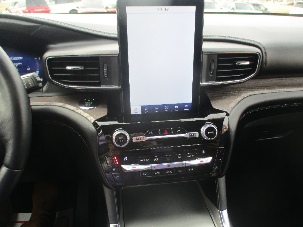 Certified 2021 Ford Explorer Platinum w/ Equipment Group 601A image 5