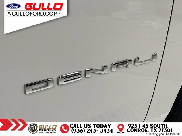 Used 2022 GMC Yukon Denali w/ Denali Premium Package AWD/4WD image 34