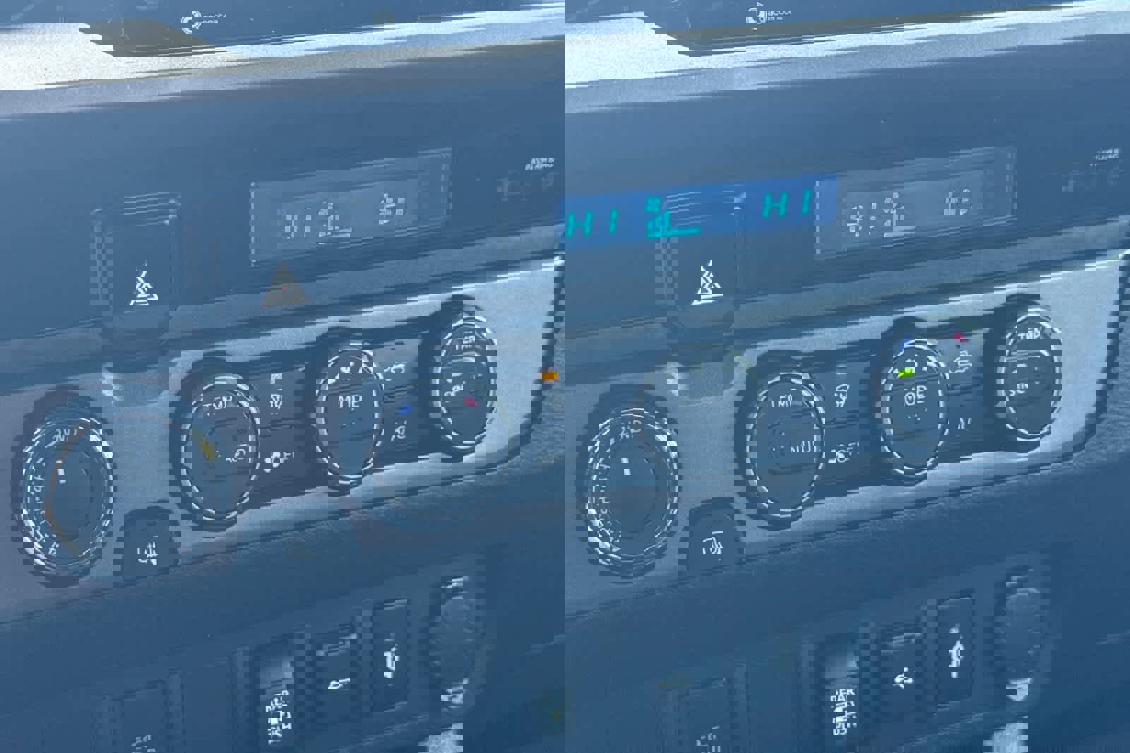 Used 2023 Toyota Tacoma TRD Off-Road AWD/4WD image 19