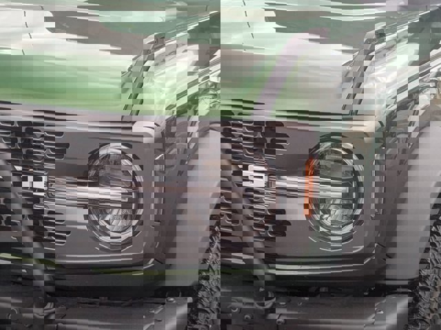 Certified 2025 Ford Bronco Badlands image 9