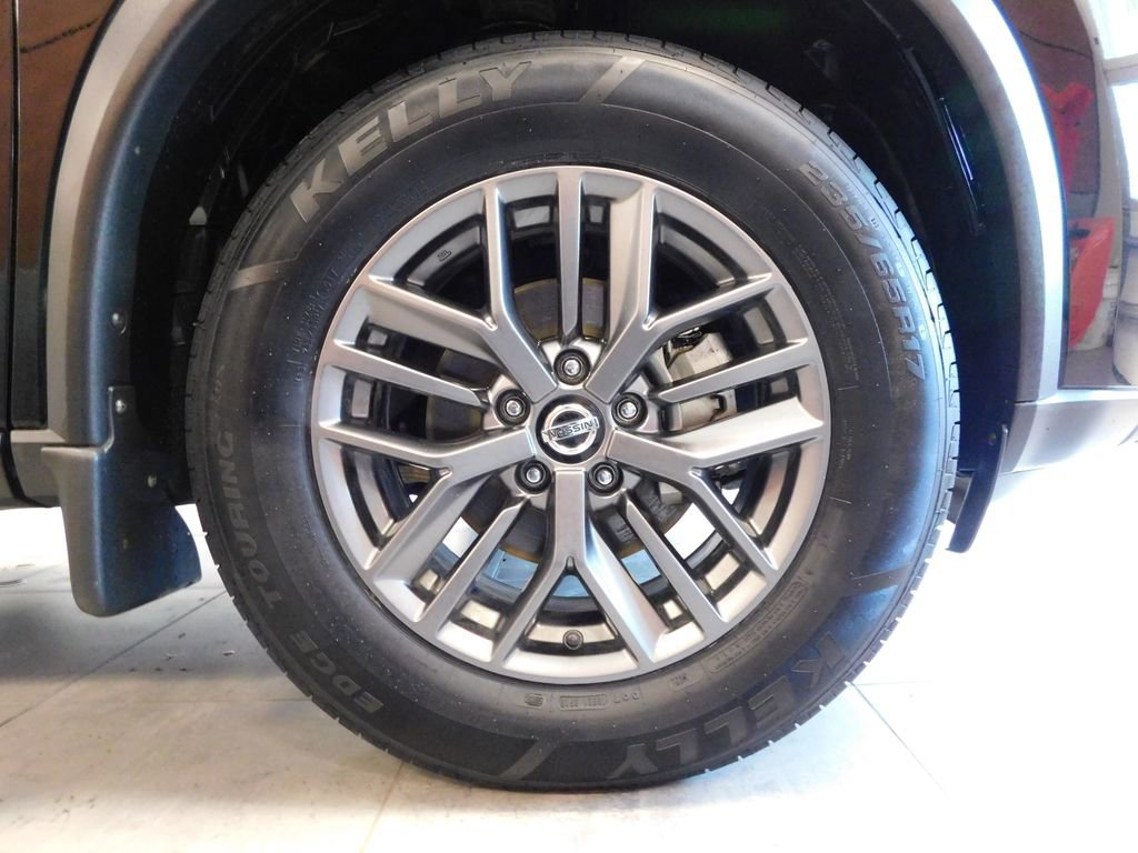 Used 2021 Nissan Rogue S AWD/4WD image 13