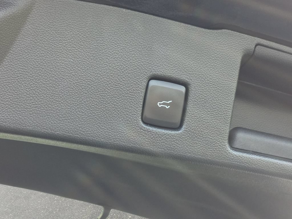 Certified 2023 Ford Escape Active FWD image 12