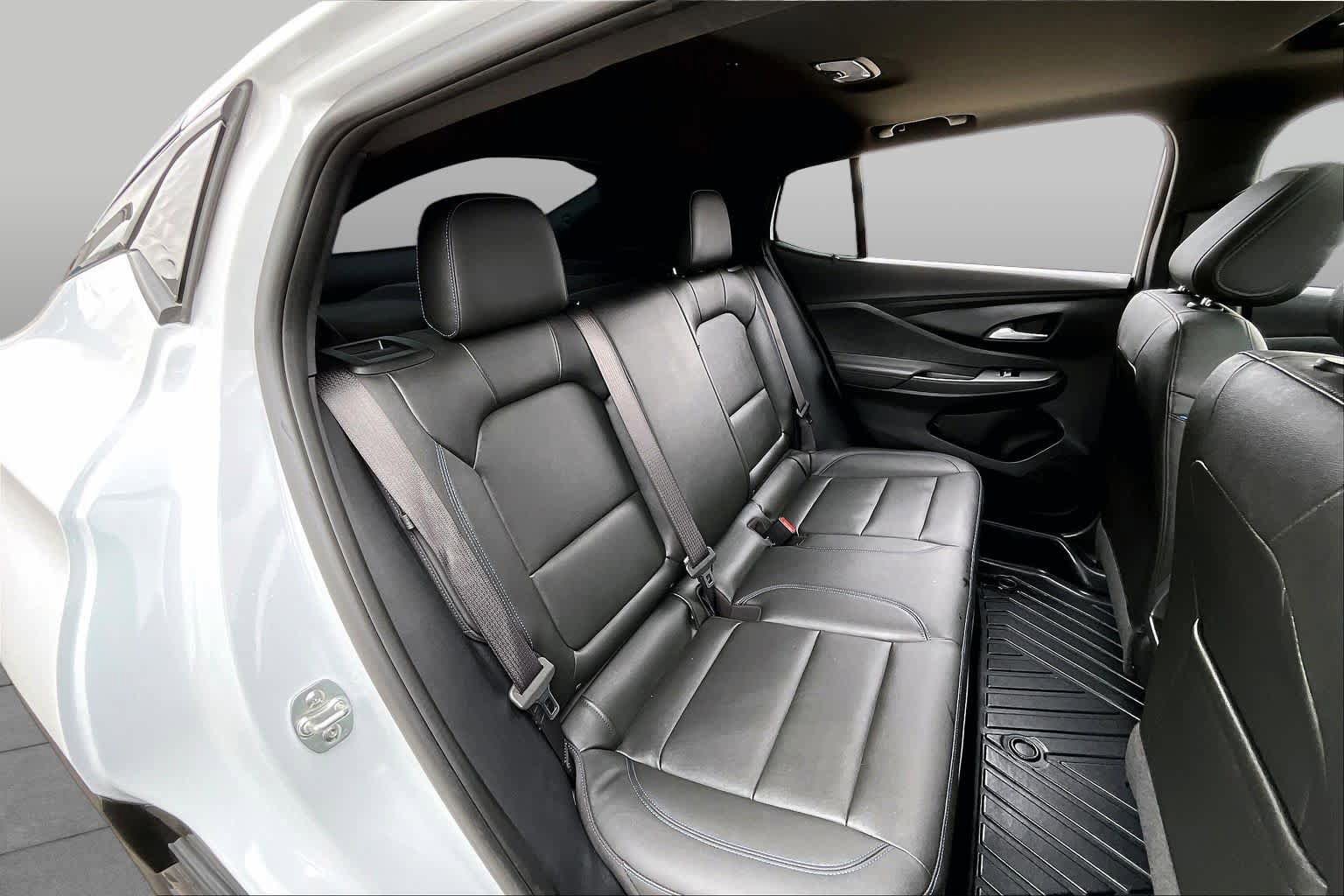 Used 2025 Buick Envista Sport Touring w/ Convenience I Package FWD image 19