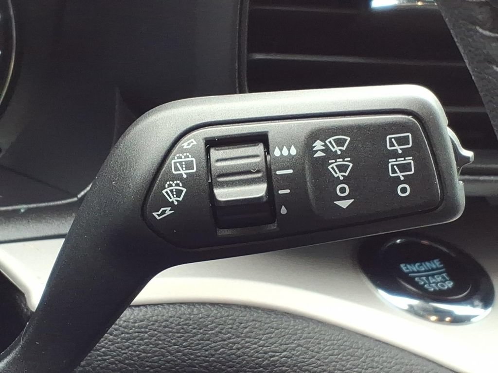 Certified 2024 Ford Explorer XLT AWD/4WD image 30