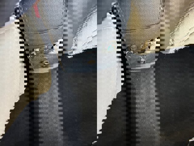 Certified 2017 Ford Explorer XLT image 32