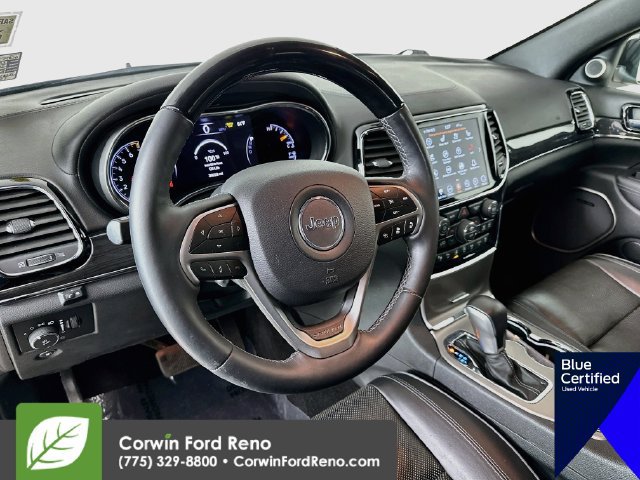 Used 2019 Jeep Grand Cherokee Overland AWD/4WD image 11