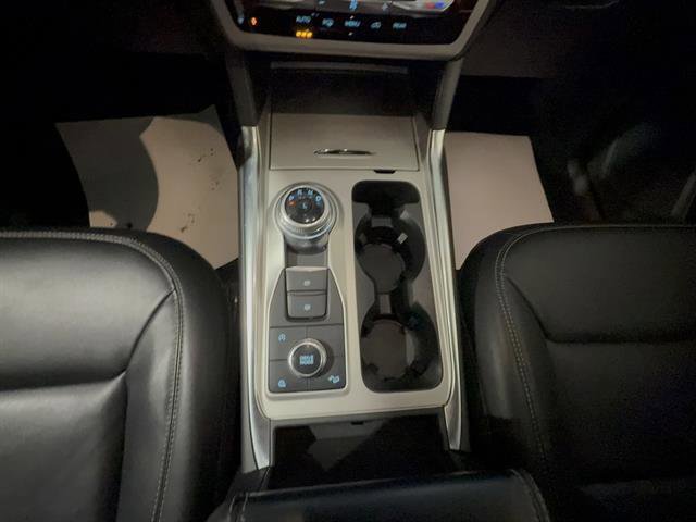 Certified 2023 Ford Explorer XLT w/ Equipment Group 202A image 16