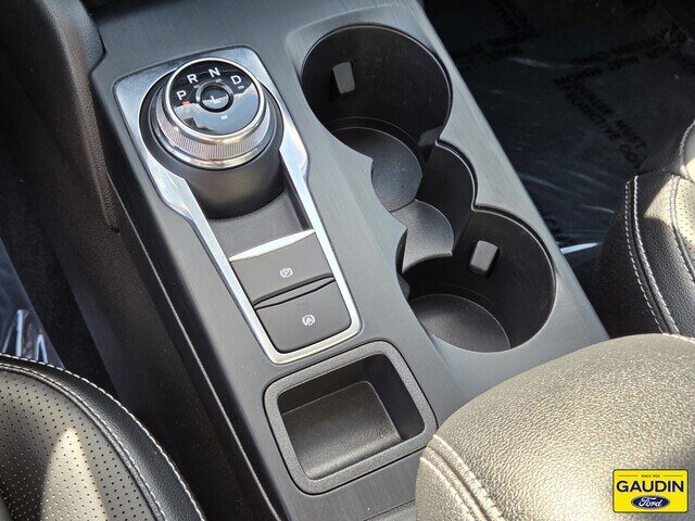 Certified 2025 Ford Escape SE w/ PHEV Premium Package FWD image 23